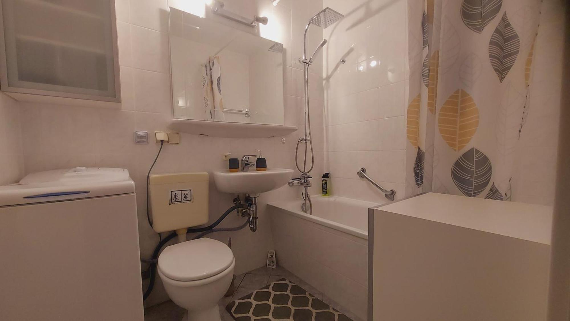 Am Hauptbahnhof Apartment *